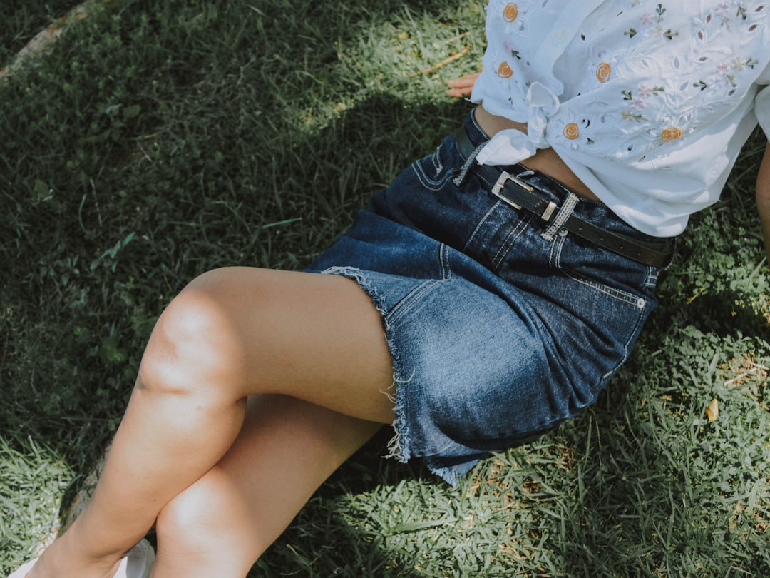 Photo navy skirt